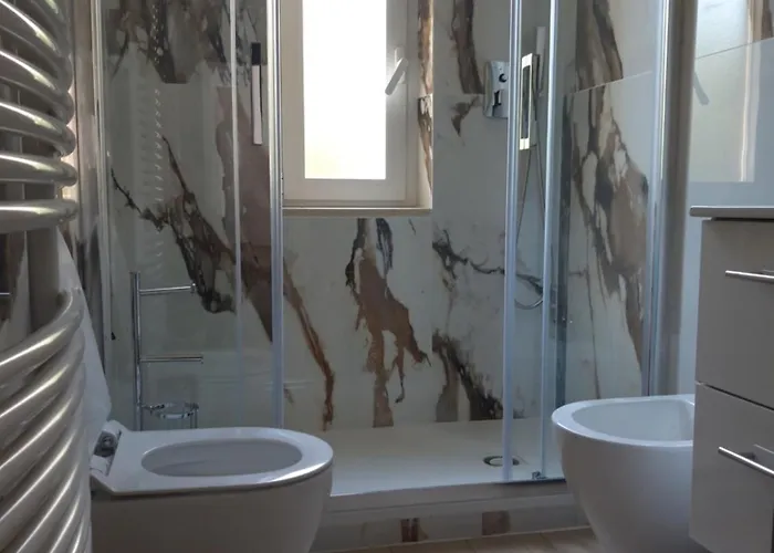 La Mimosa Di Andrea La Spezia